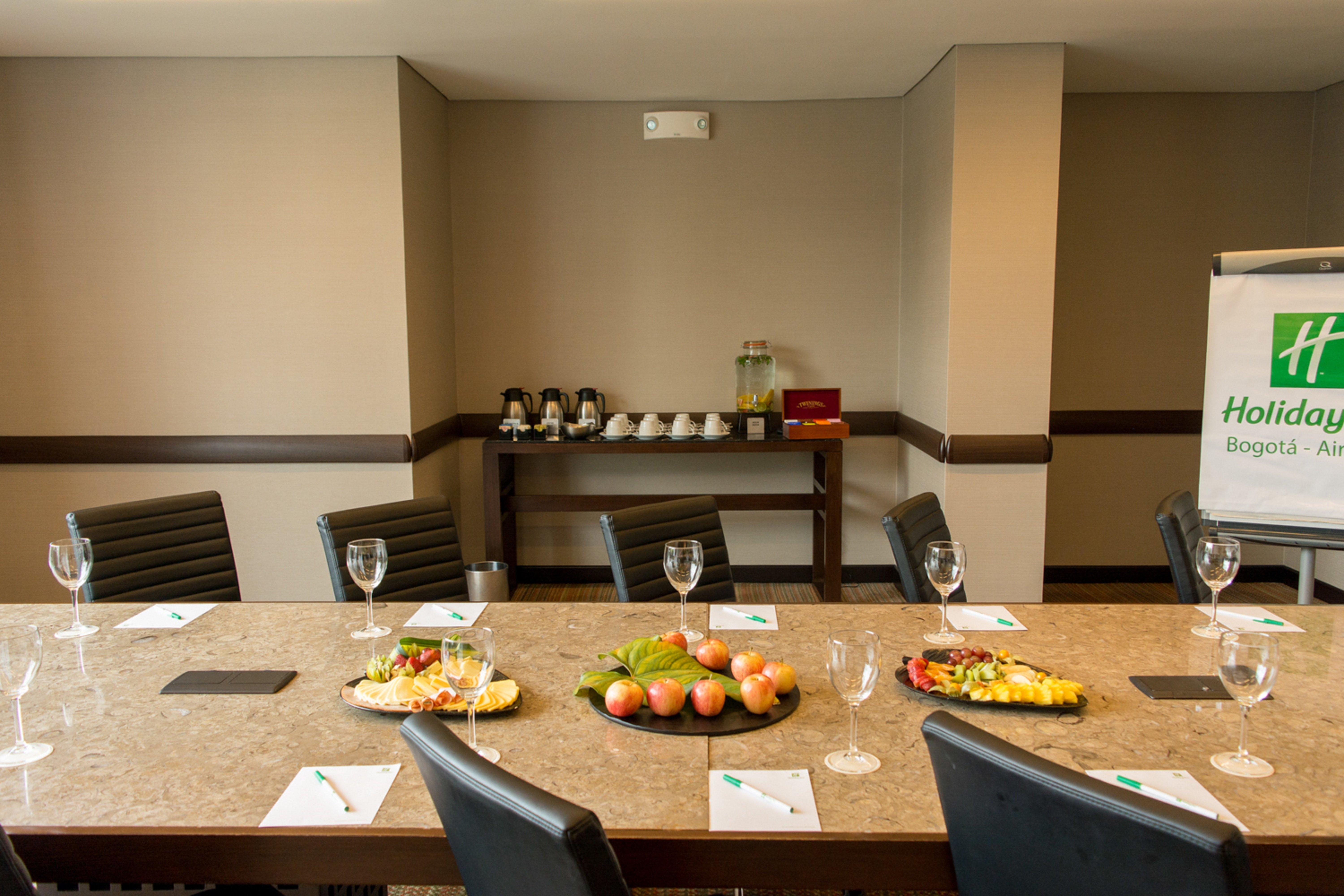Holiday Inn Bogota Airport By Ihg Eksteriør bilde