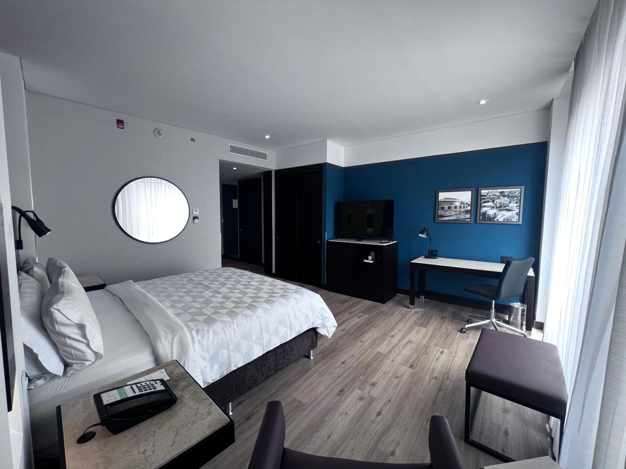 Holiday Inn Bogota Airport By Ihg Eksteriør bilde