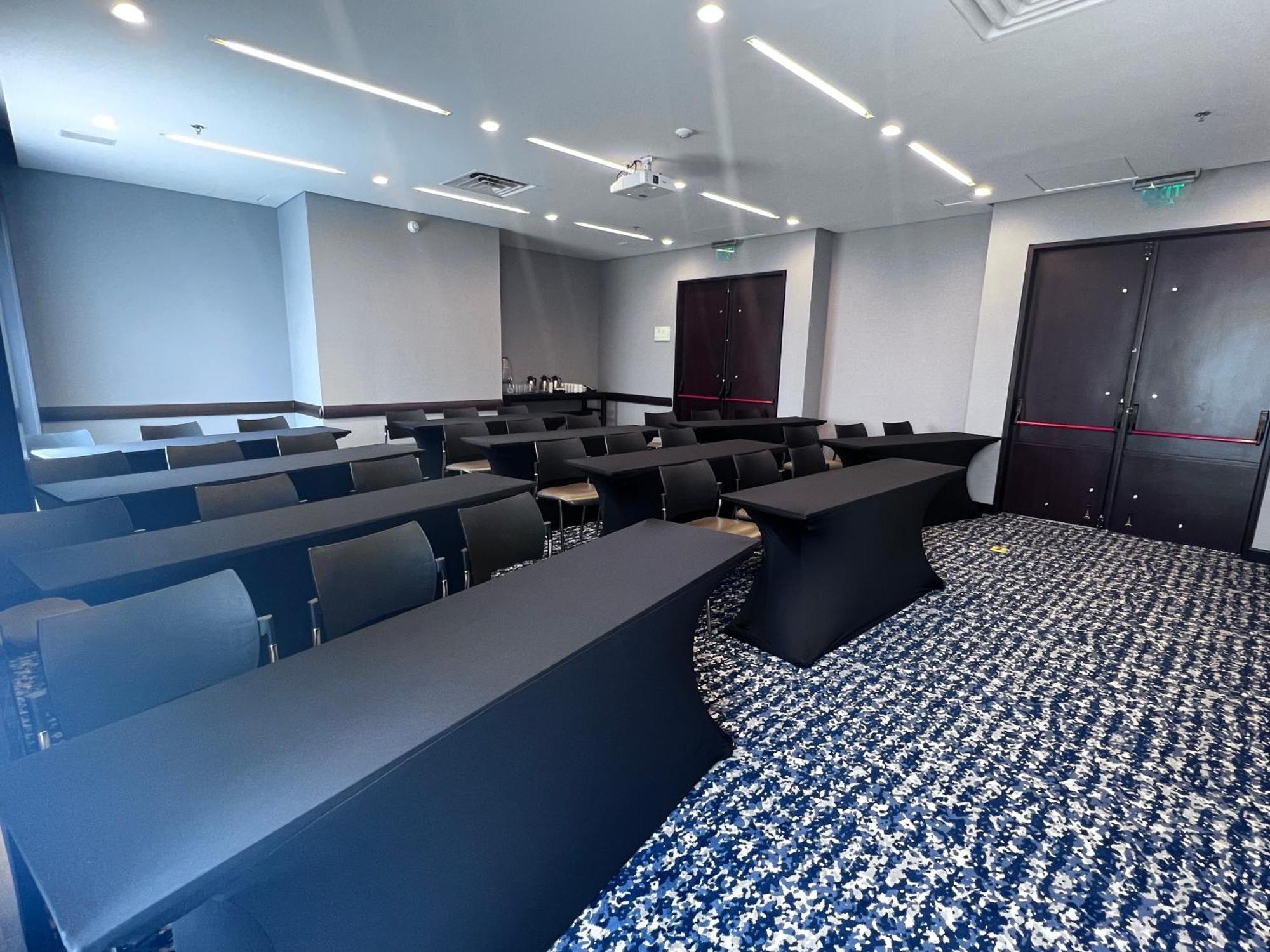 Holiday Inn Bogota Airport By Ihg Eksteriør bilde