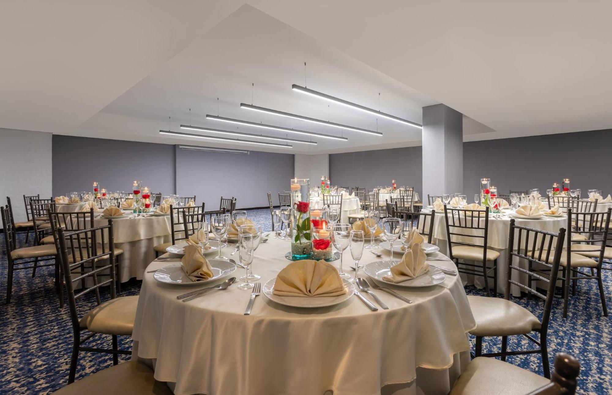 Holiday Inn Bogota Airport By Ihg Eksteriør bilde