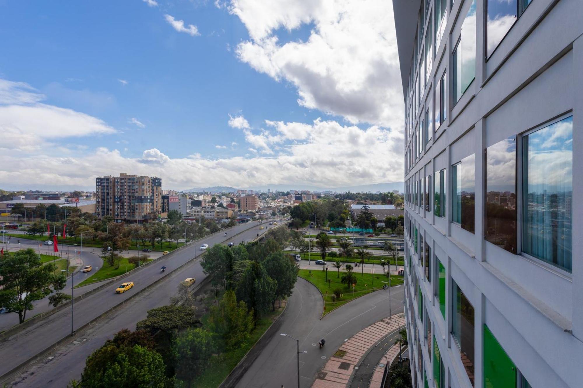 Holiday Inn Bogota Airport, An Ihg Hotel Eksteriør bilde